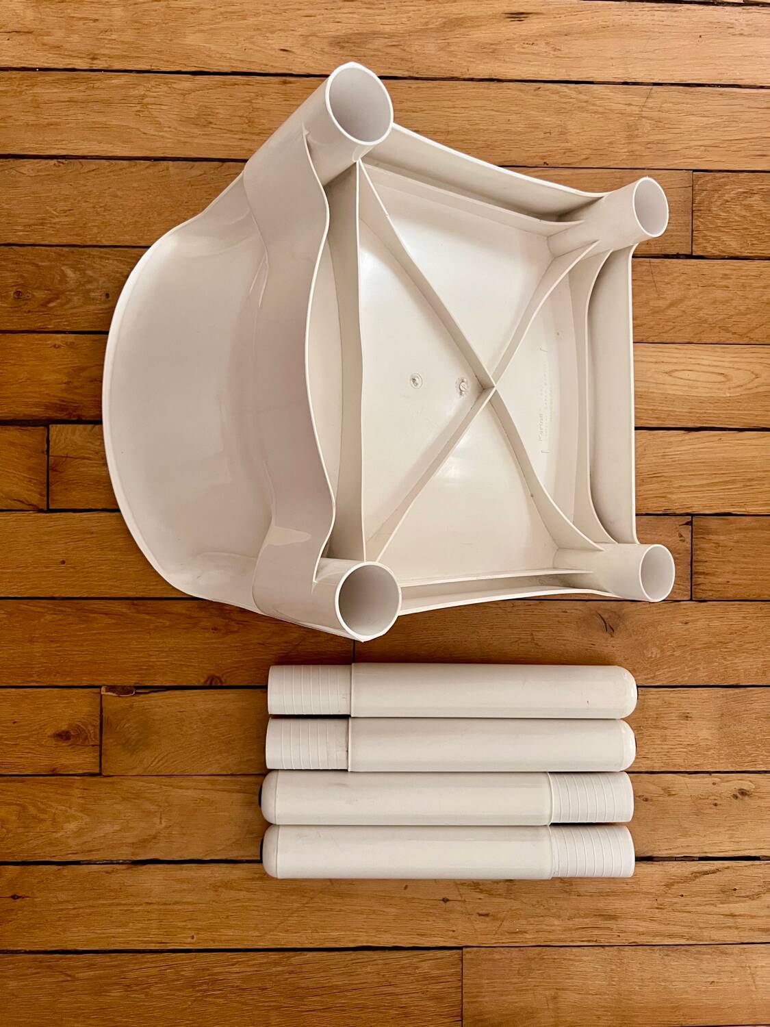 Chaise Kartell de Carlo Bartoli éditée en 1970