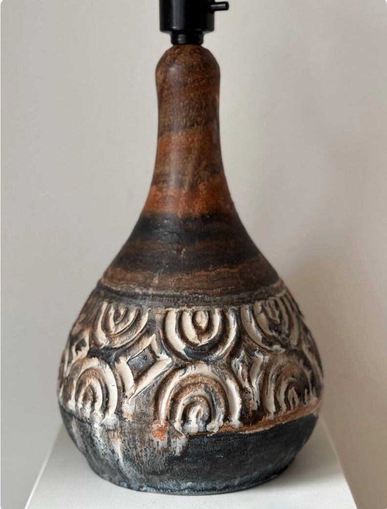 Lampe de table en grès de poterie danoise par Birte Vedel Howards, années 1960.