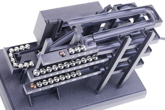 Roll-o-clock Ball Clock-Mattel - 1983