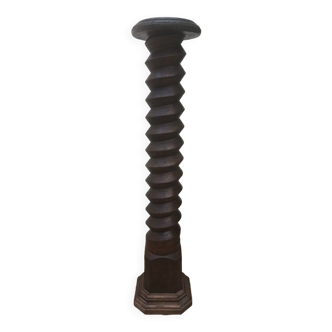 Oak press screw column