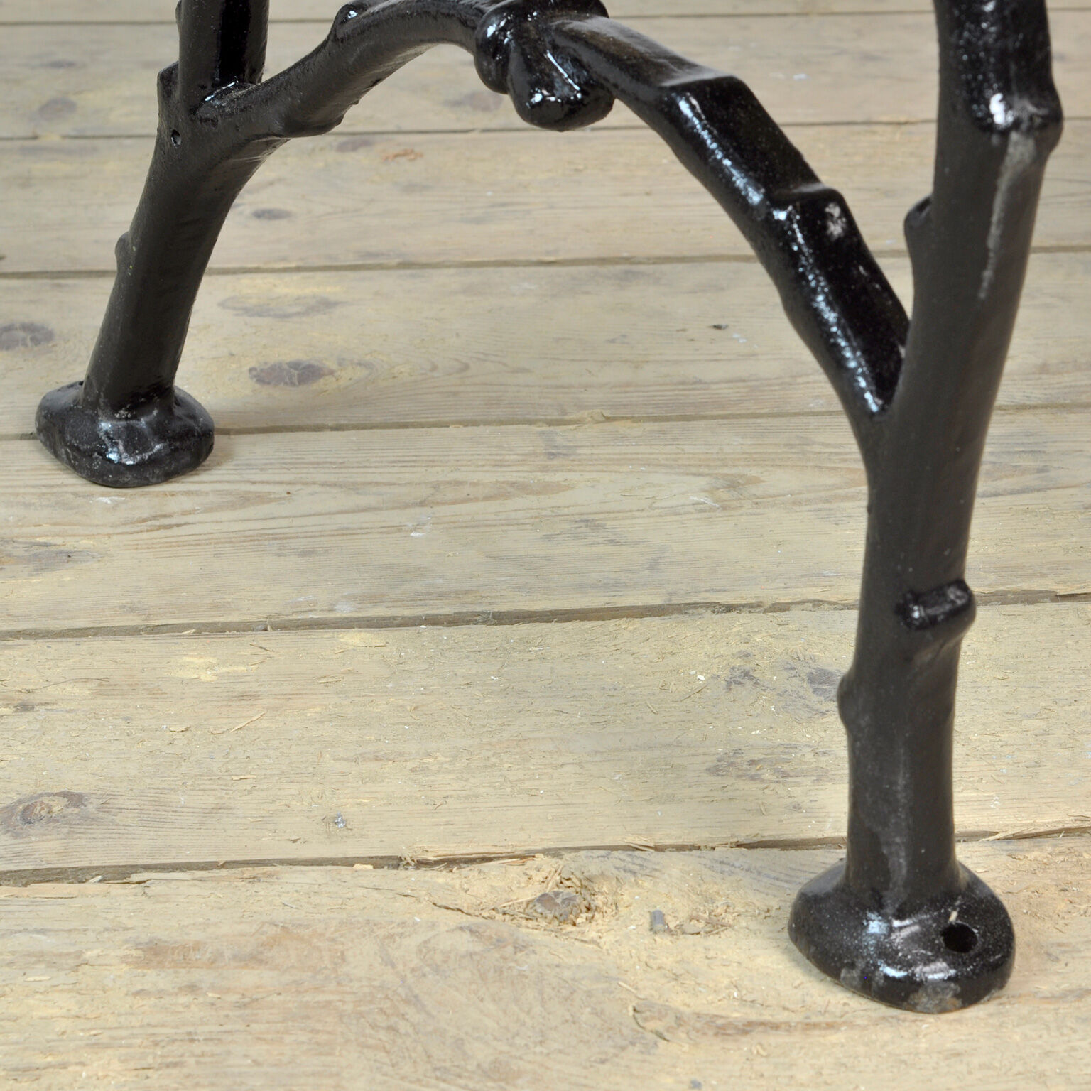 Cast iron and pine garden bench, 1930's