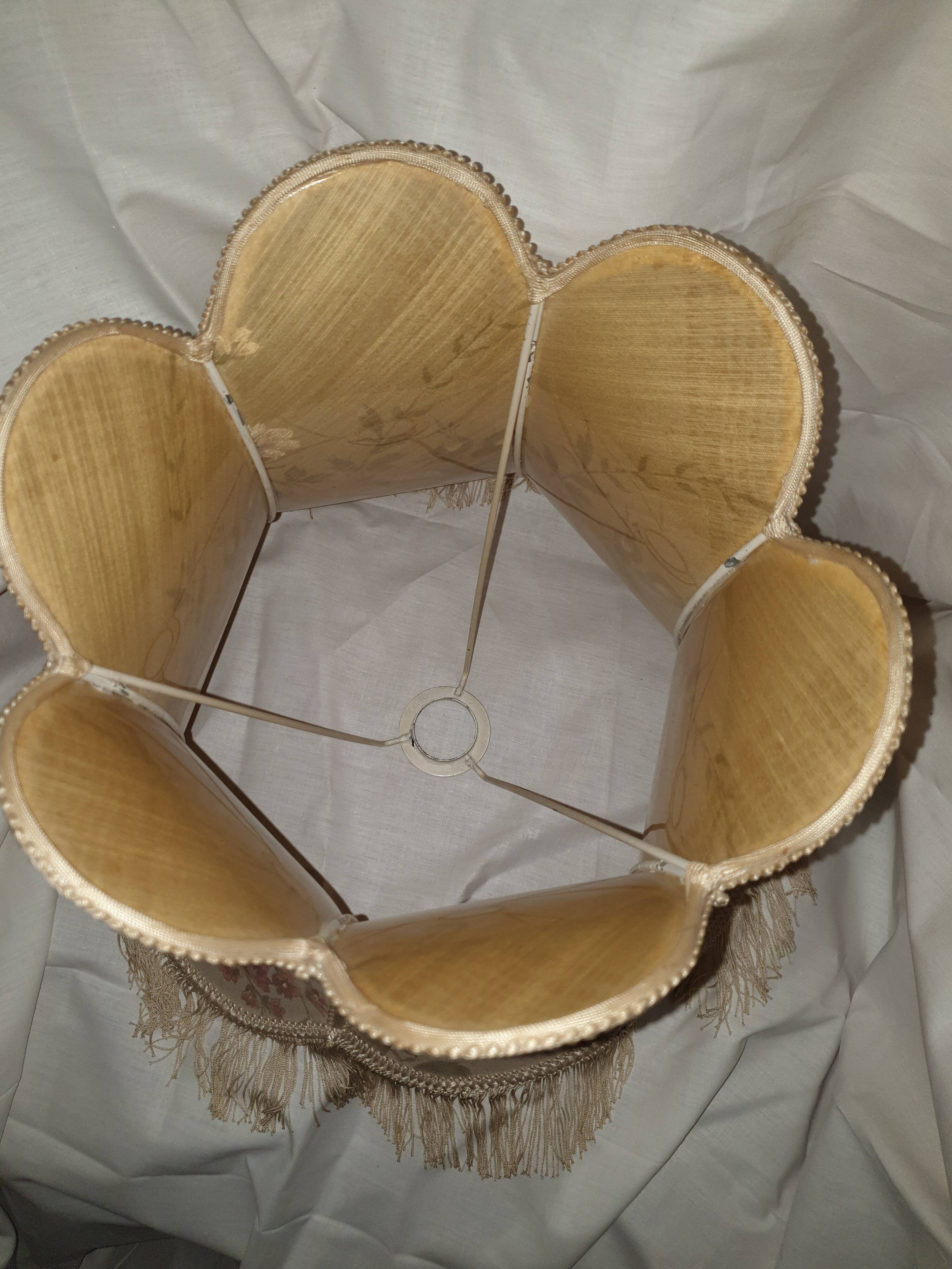 Floral pattern lampshade