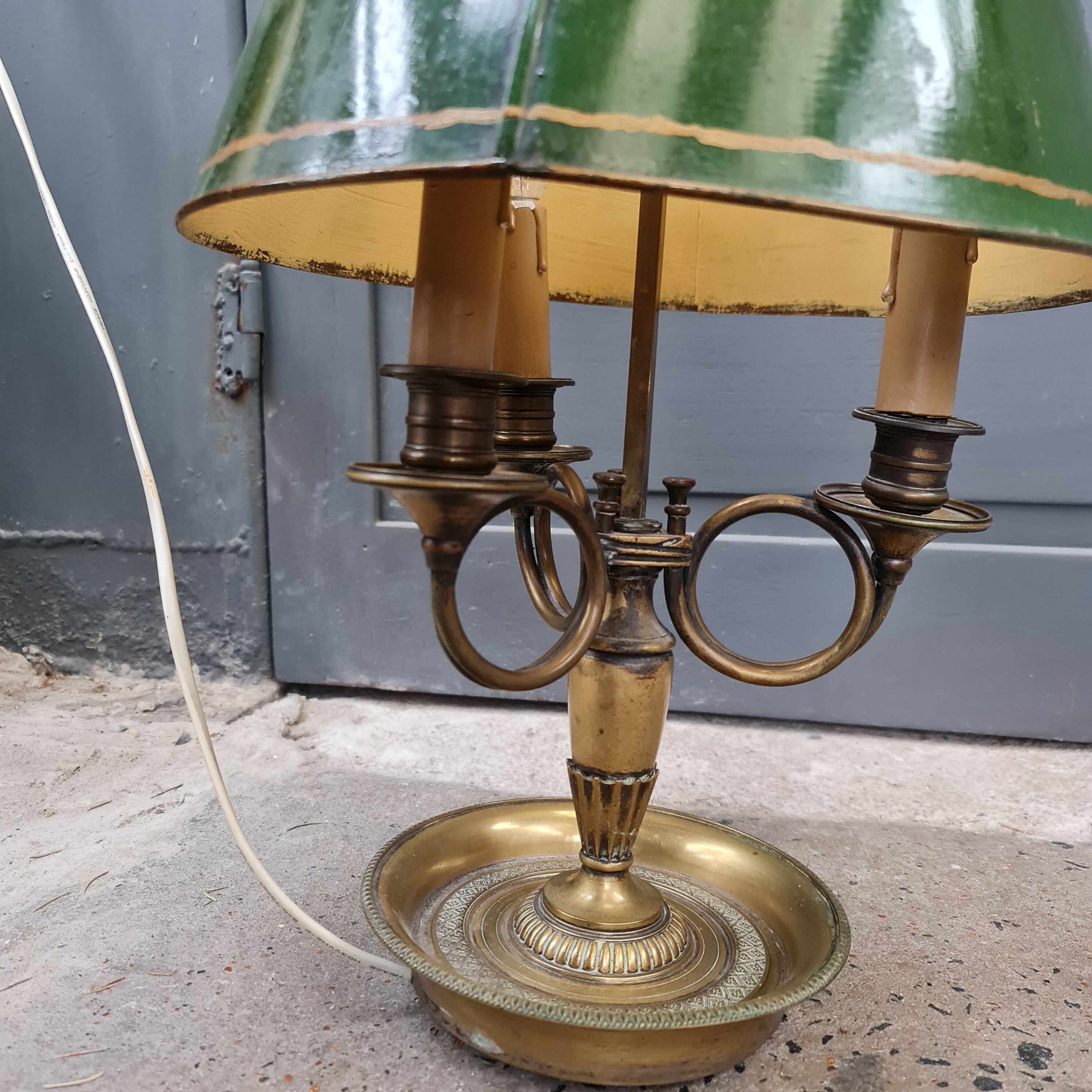 Old lamp hot water bottle bronze and sheet metal three fires