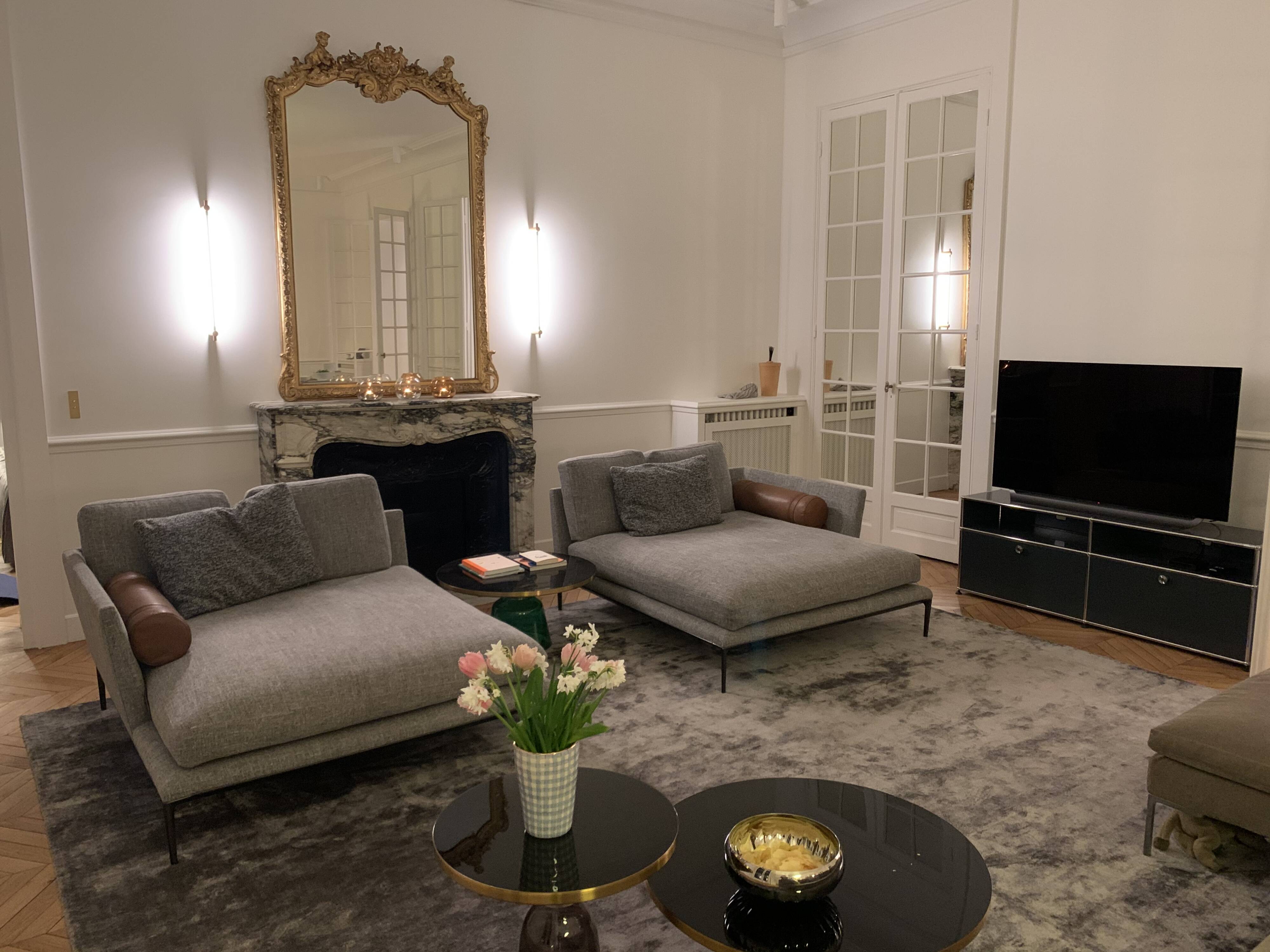 B&B Italia Atoll Lounge Chair – Design Antonio Citterio