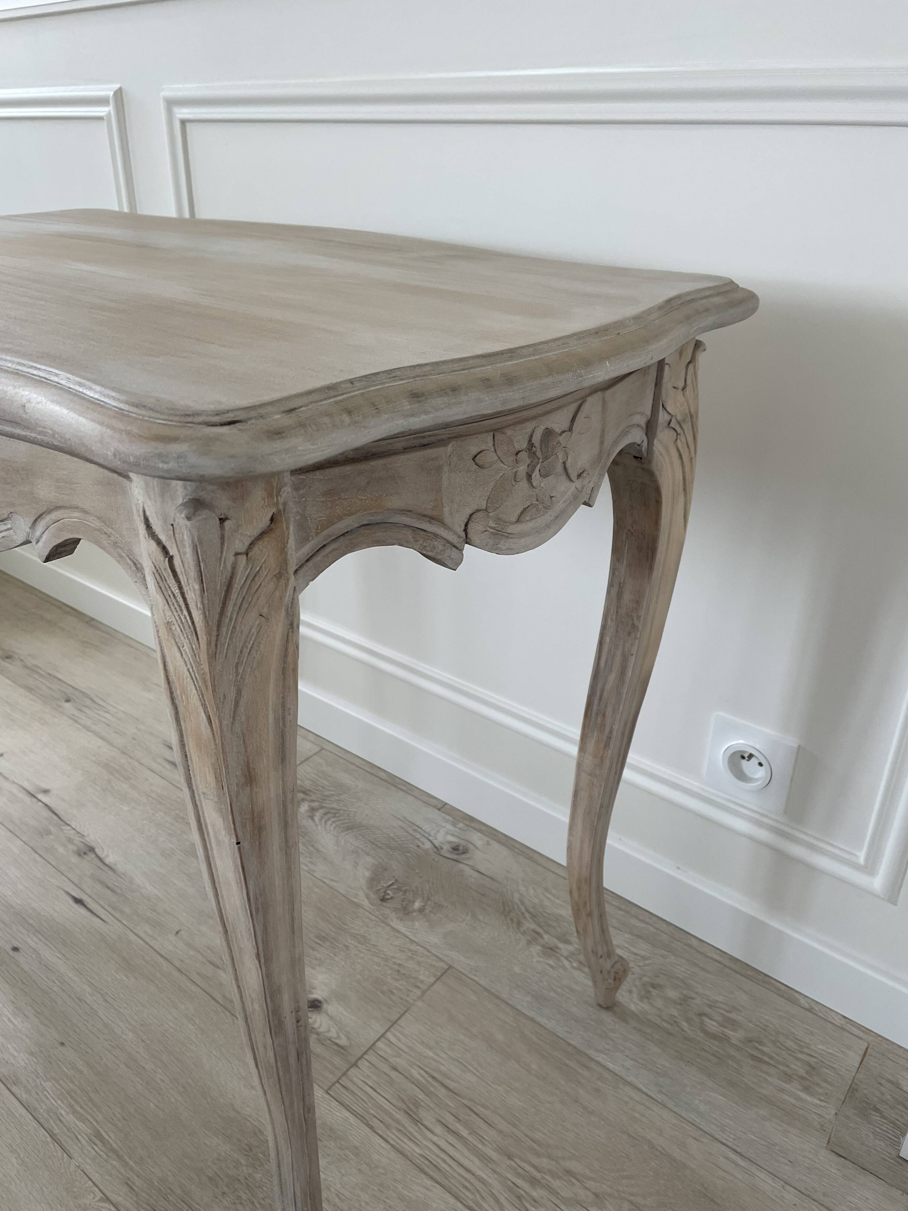 Table/ bureau style Louis XV