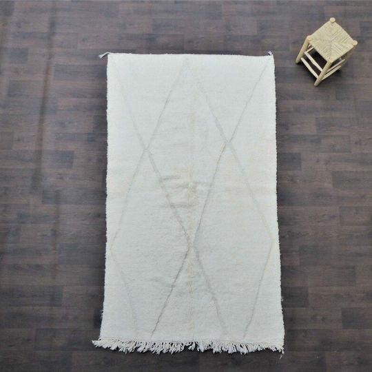 Carpet beni ouarain white large diamonds  145 X 255 cm