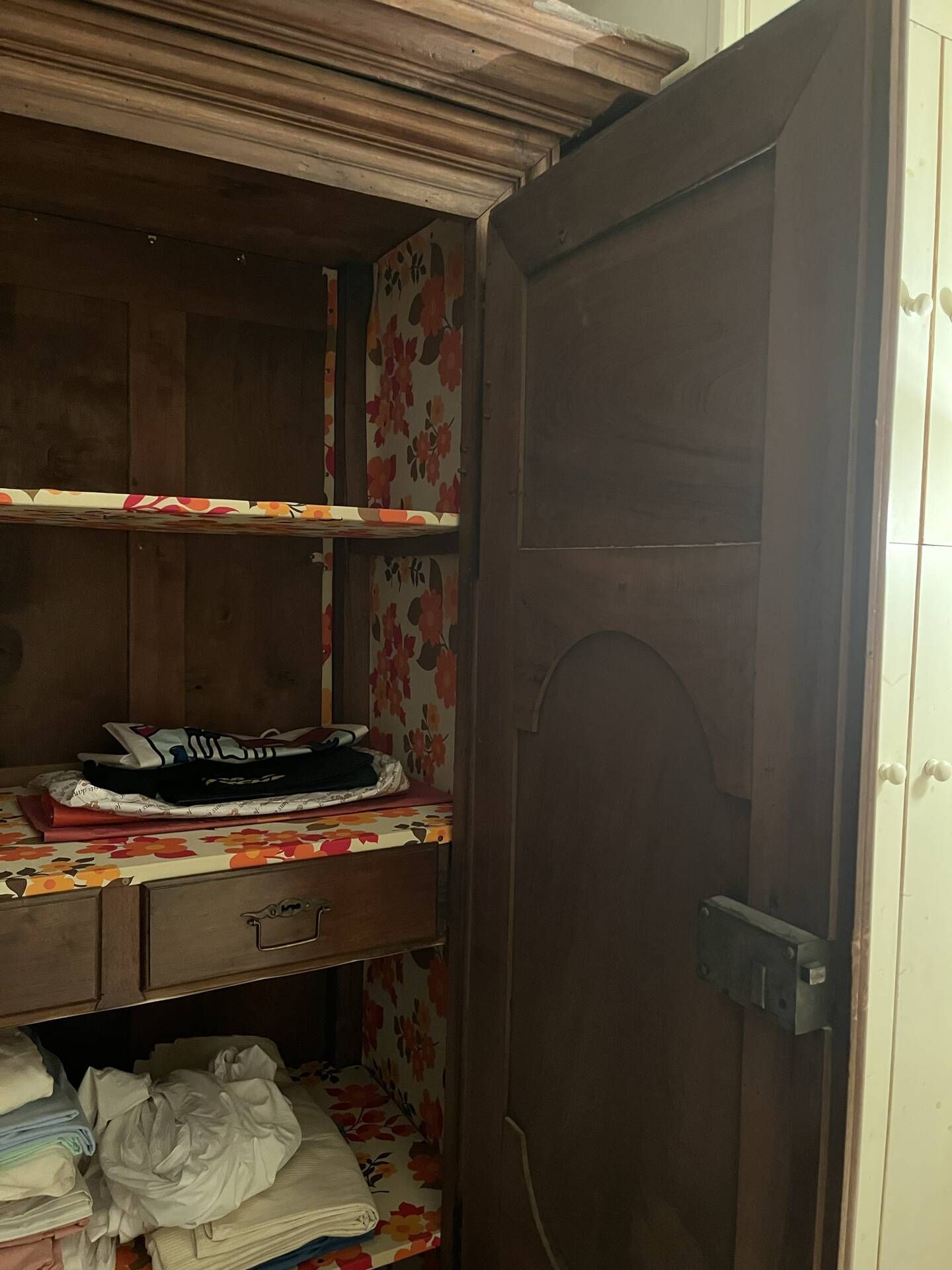 Louis XIV walnut wardrobe with arched panels – 18th century