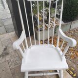 Fauteuil à bascule blanc