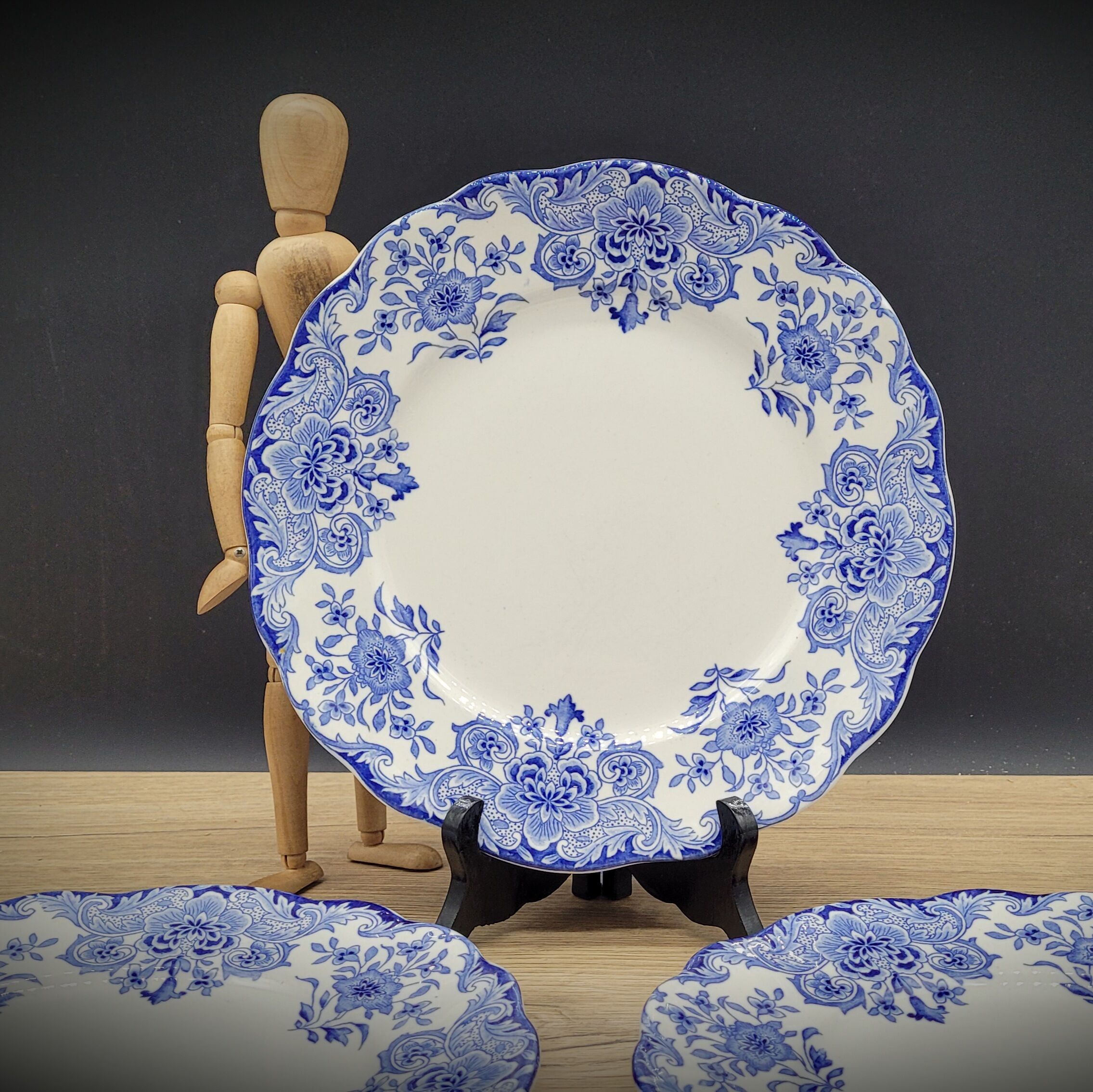 Set 4 flat plates Dordrecht