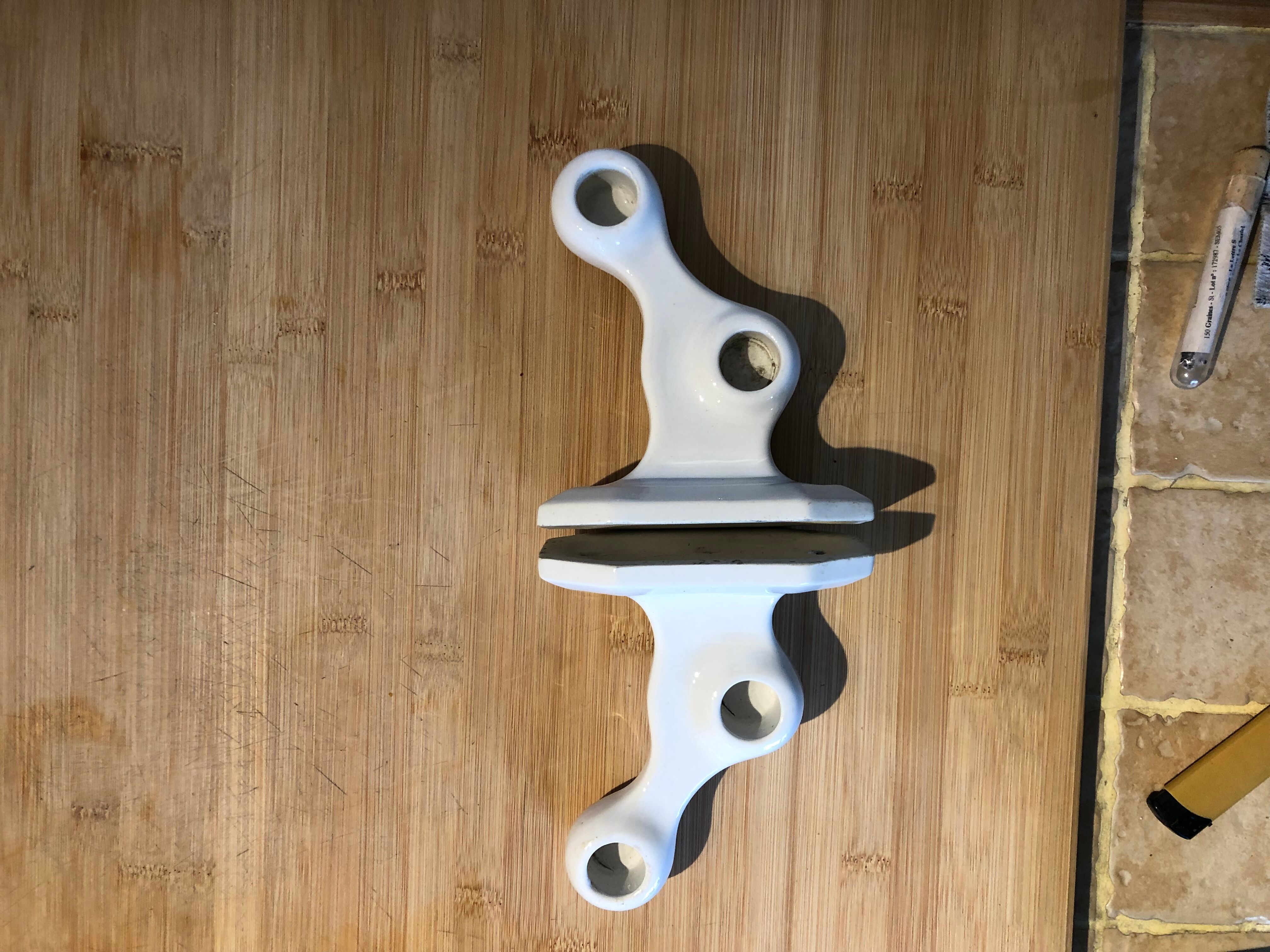 Jacob Delafon ceramic towel holder