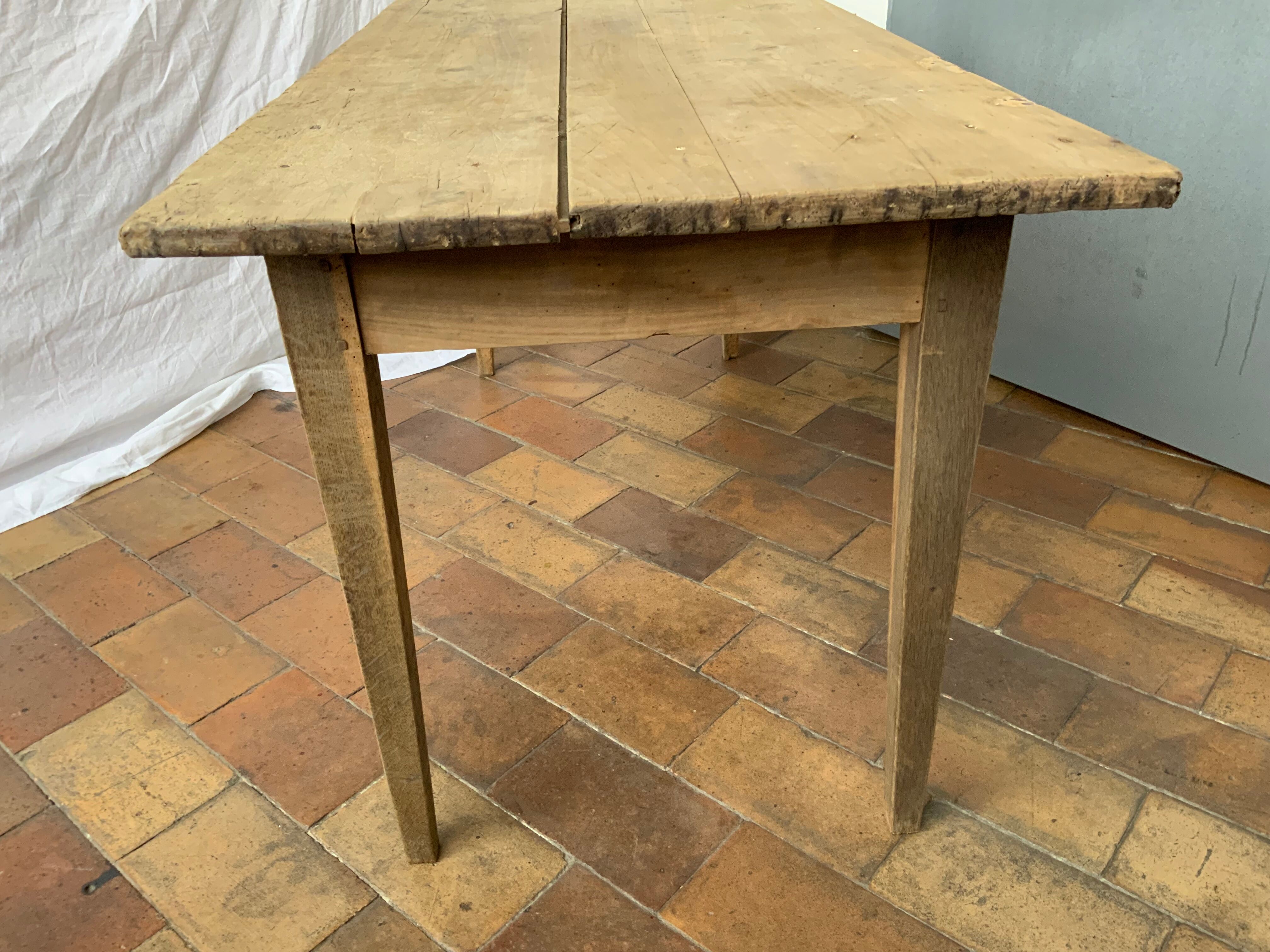 Farmhouse table