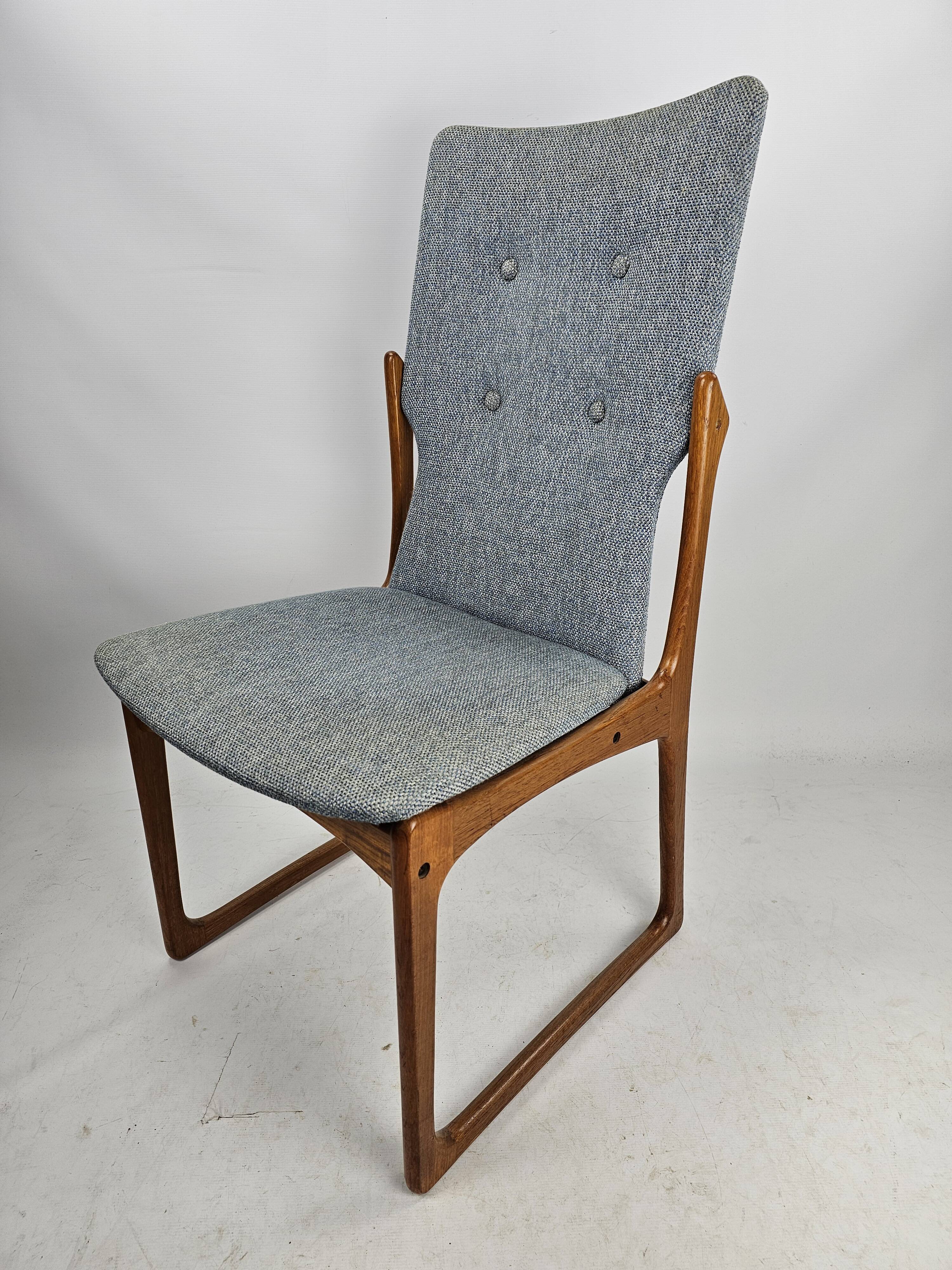Set of 4 vintage solid wood chairs - Vamdrup 1960