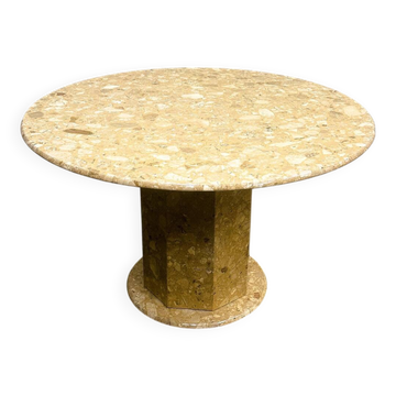 Table ronde sur pied en marbre brèche | Table de salle à manger vintage en pierre des années 1980 | Postmoderne
