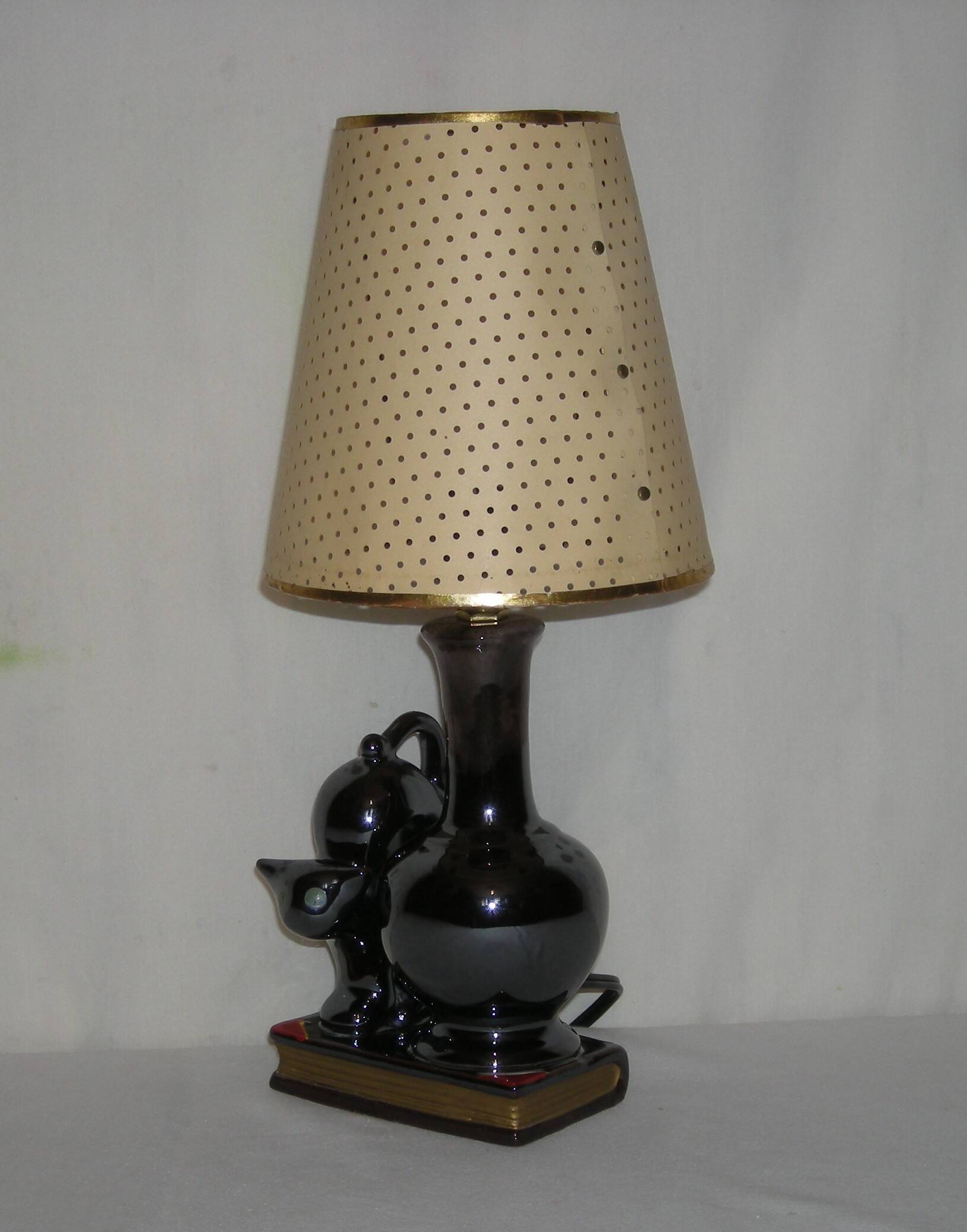 60s cat lamp
