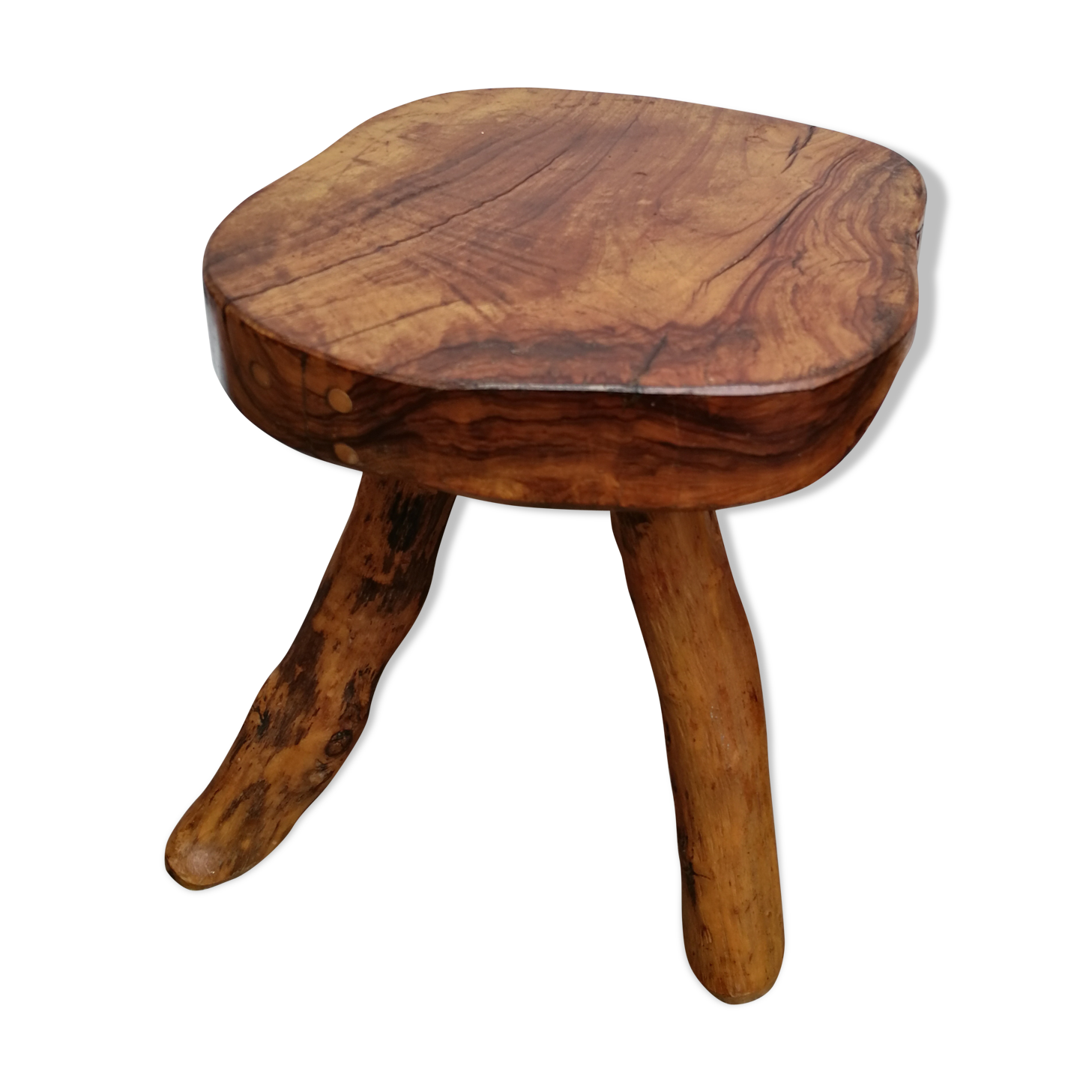 Tripod tab in olive wood