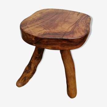 Tabouret tripode en bois d'olivier