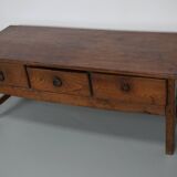 Table basse rustique en châtaignier de ferme espagnole du XVIIIe siècle