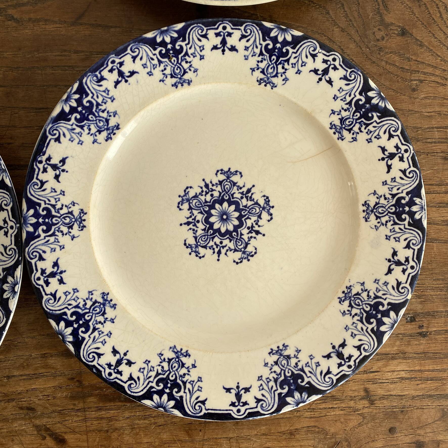 Flat ironstone plates "Rouen" Jules Vieillard Bordeaux