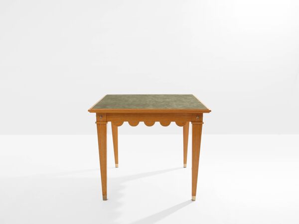 Table à jeux chêne laiton suédine verte vers 1940, Maxime Old