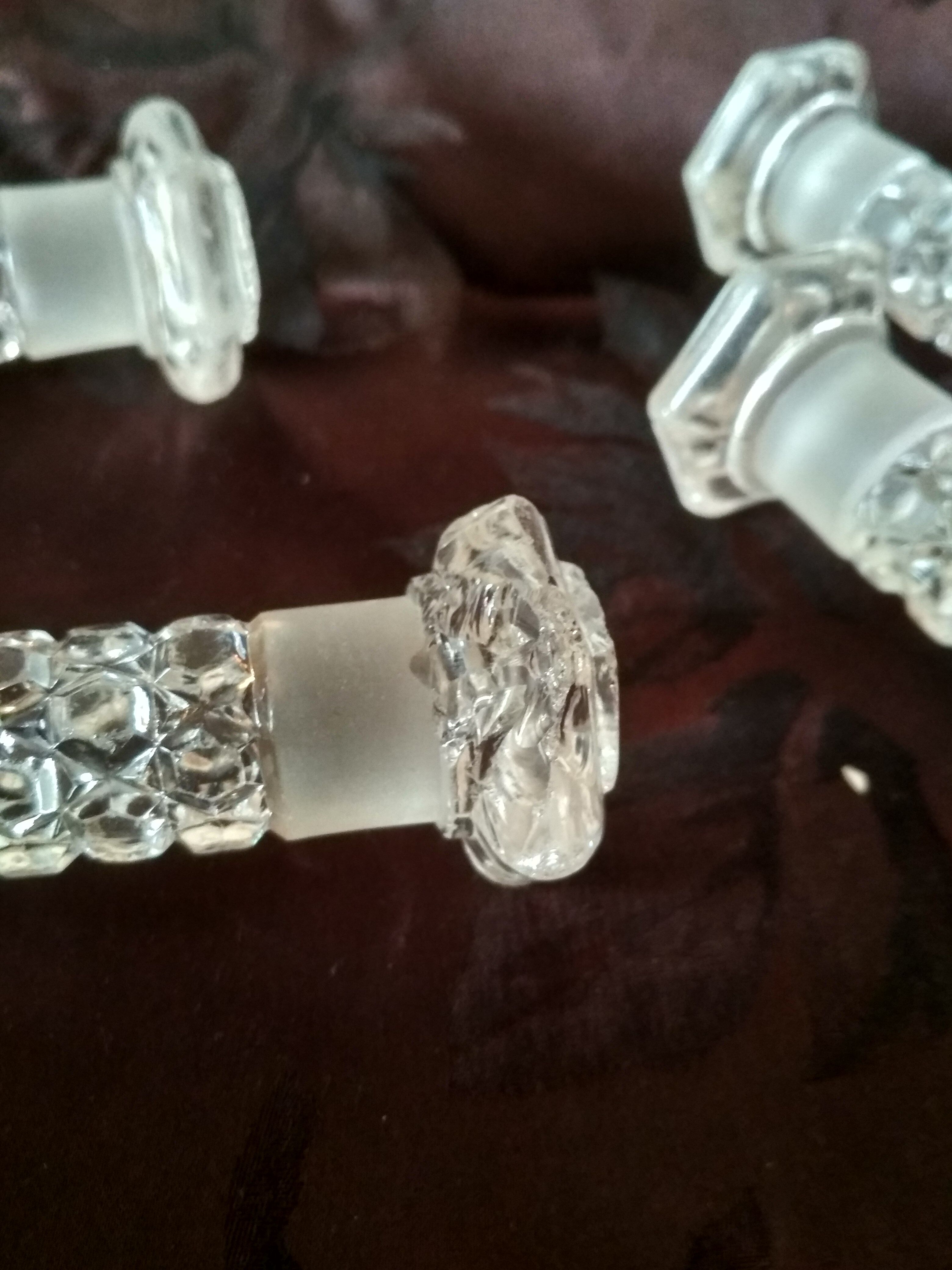 5 cut crystal knife holders