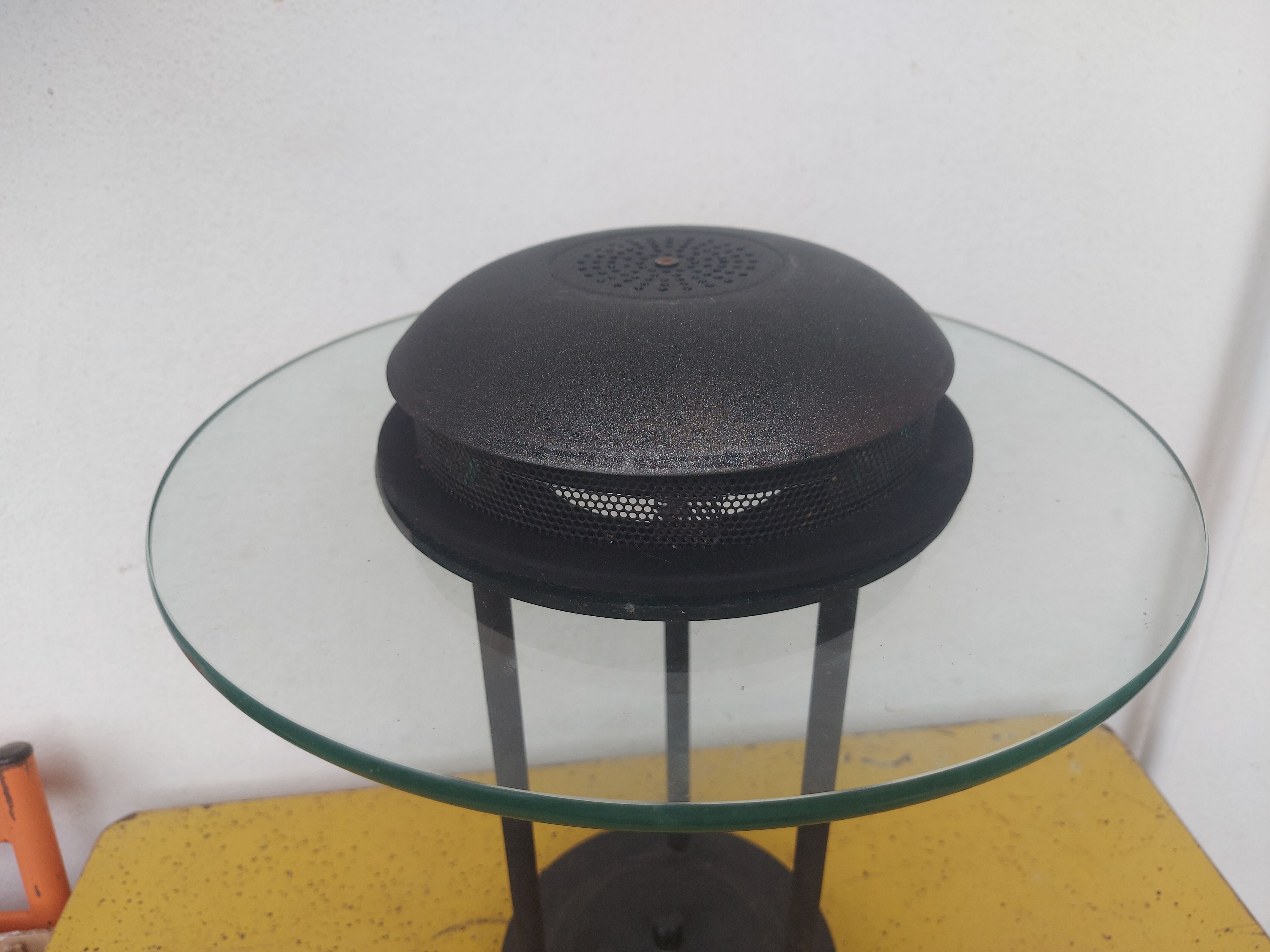 Lampe saturne par rober sonneman avec variateur
