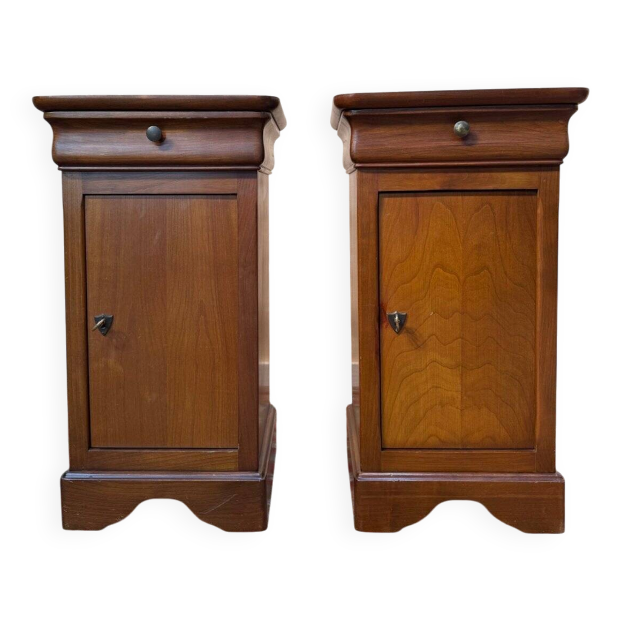 Pair of bedside tables in Louis Philippe style, 20th century - Solid wood