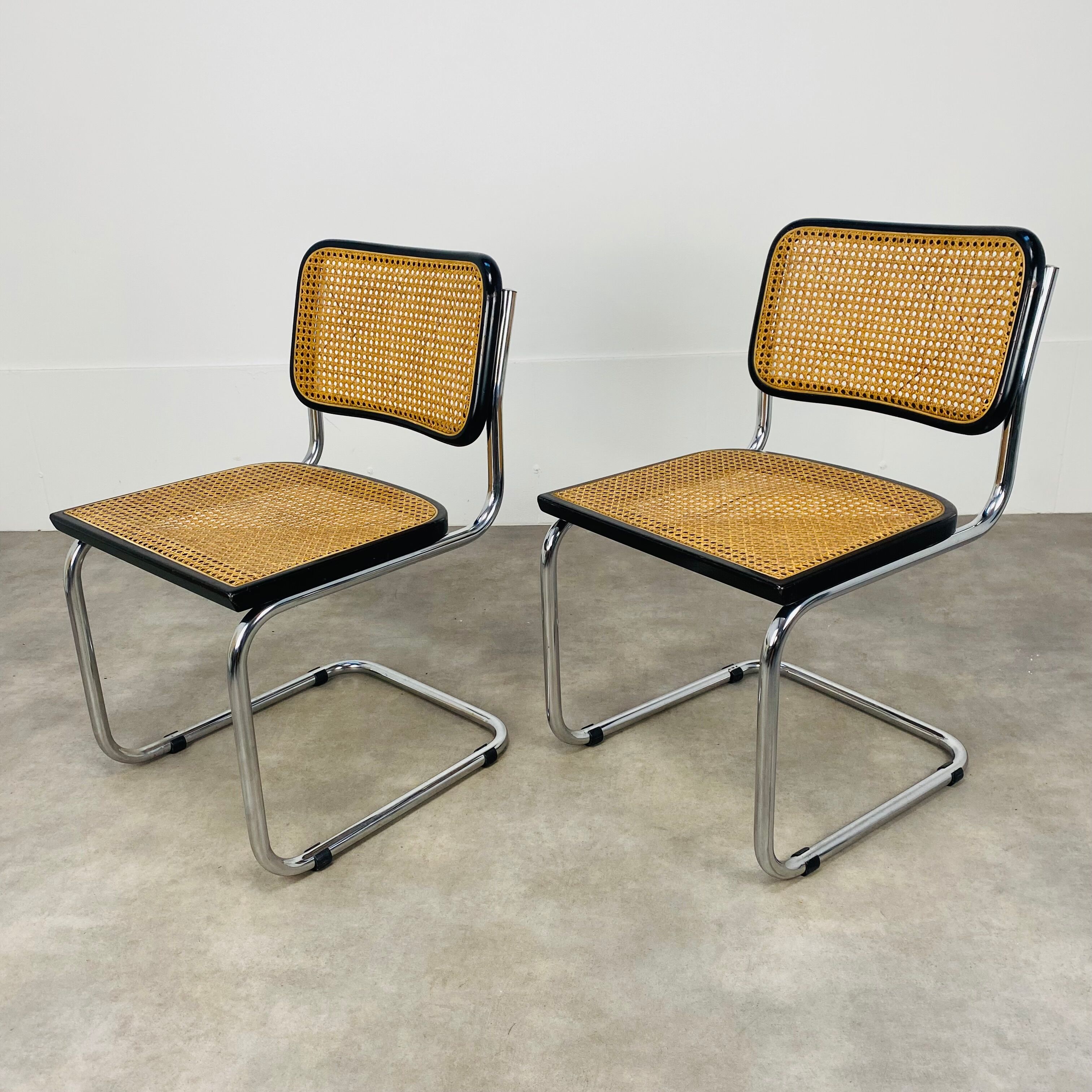 Set of 2 Cesca B32 chairs by Marcel Breuer