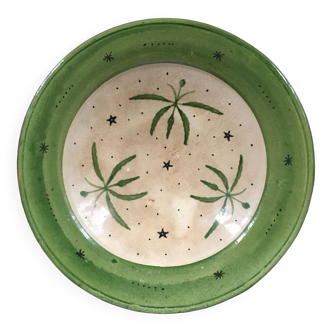 Oriental hollow dish floral decoration