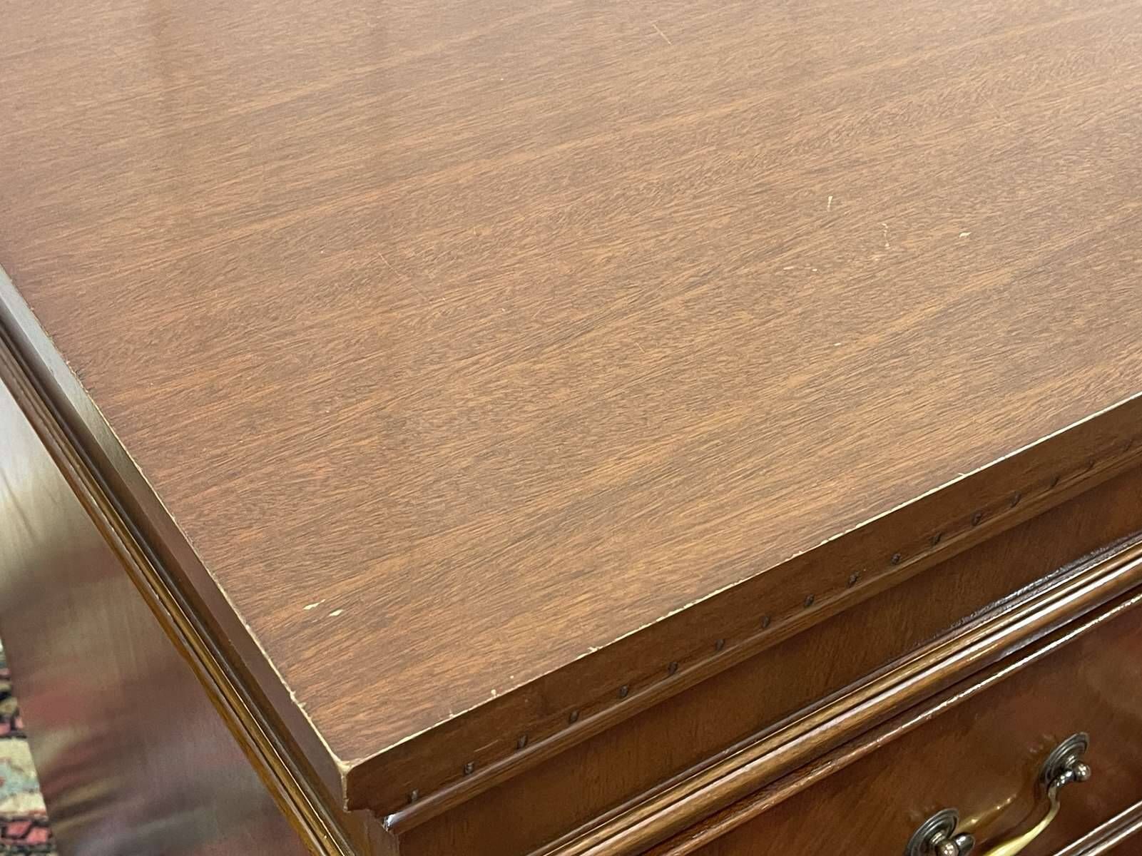 English mahogany chest of drawers from the 1950s