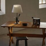 Handcrafted table lamp in wrought iron, organic shape, mid-20th century, 1940s.