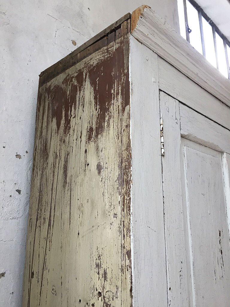 Parisian workshop Cabinet