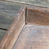 Old wooden cutting board with edges
