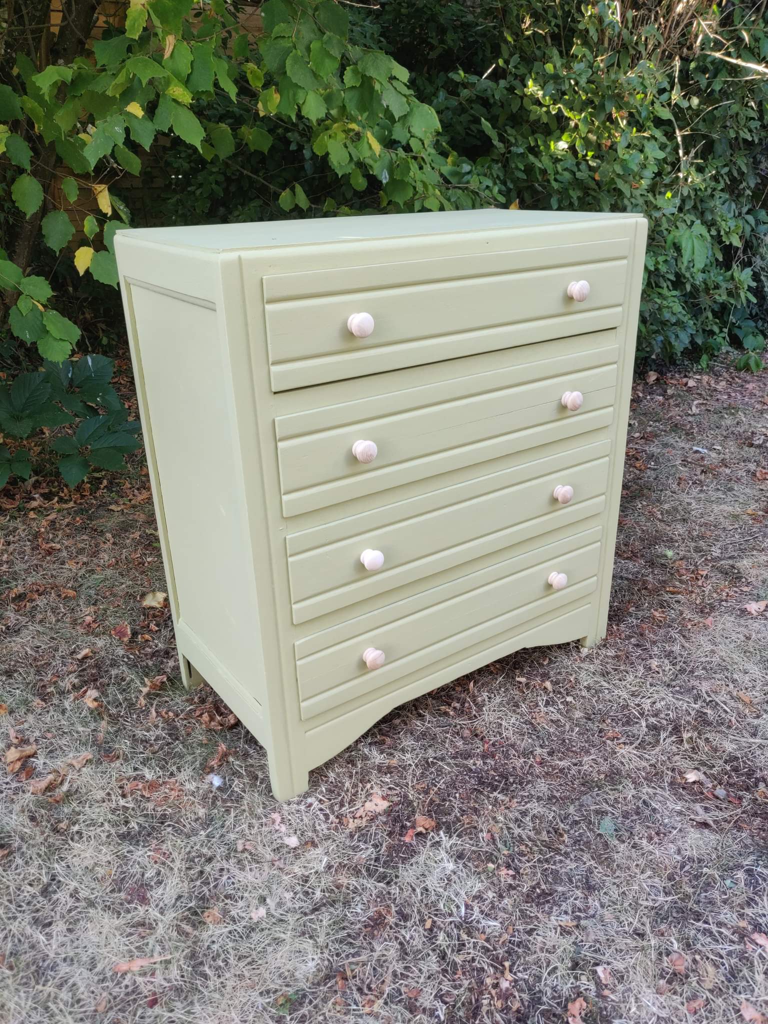 Antique chest of drawers
