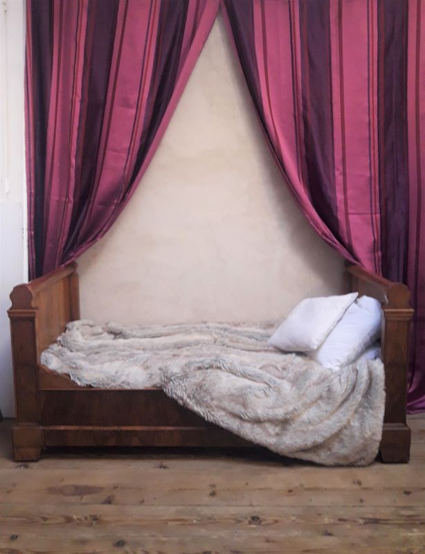 Louis philippe bed in walnut