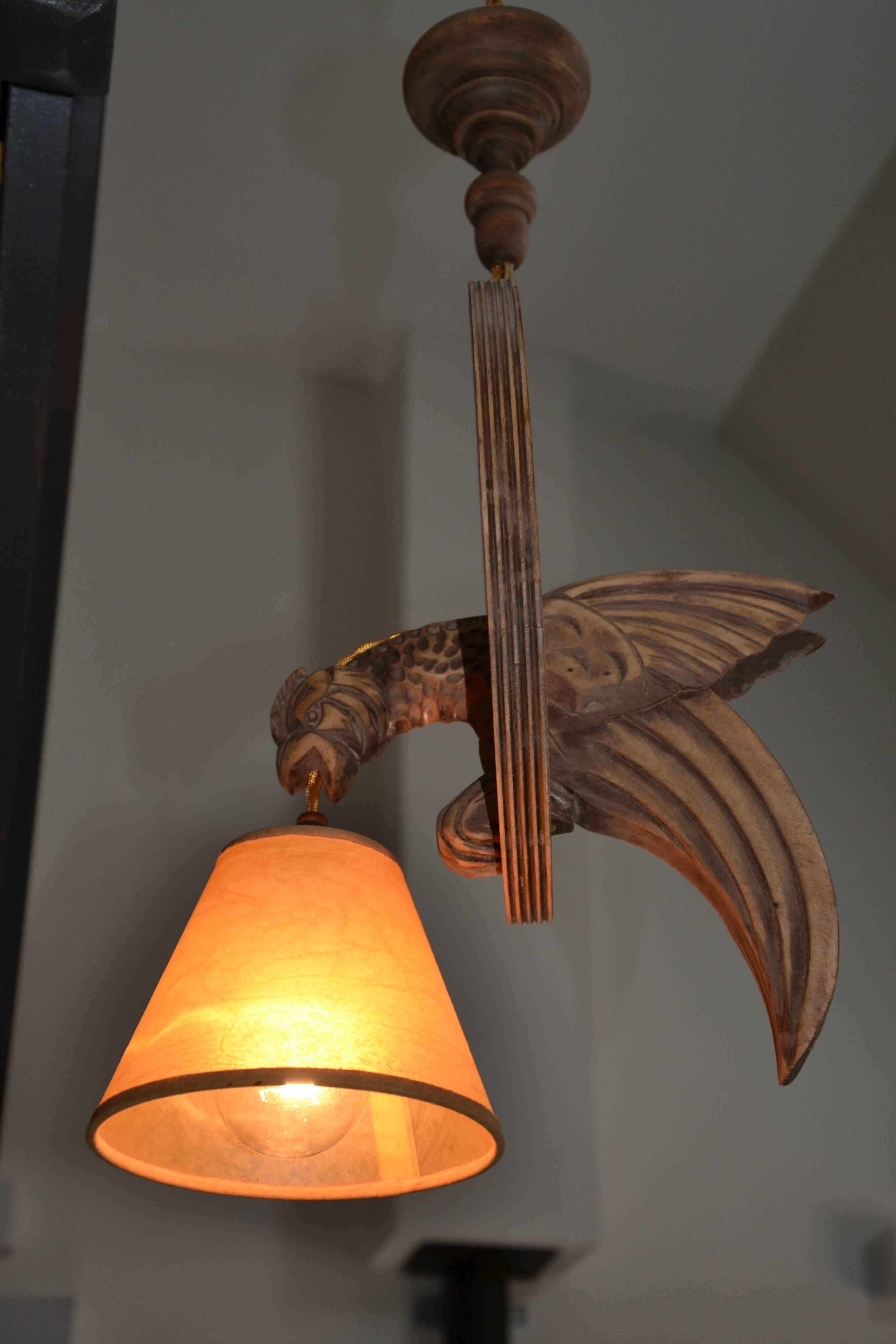 Suspension en bois "oiseau" de la Forêt Noire