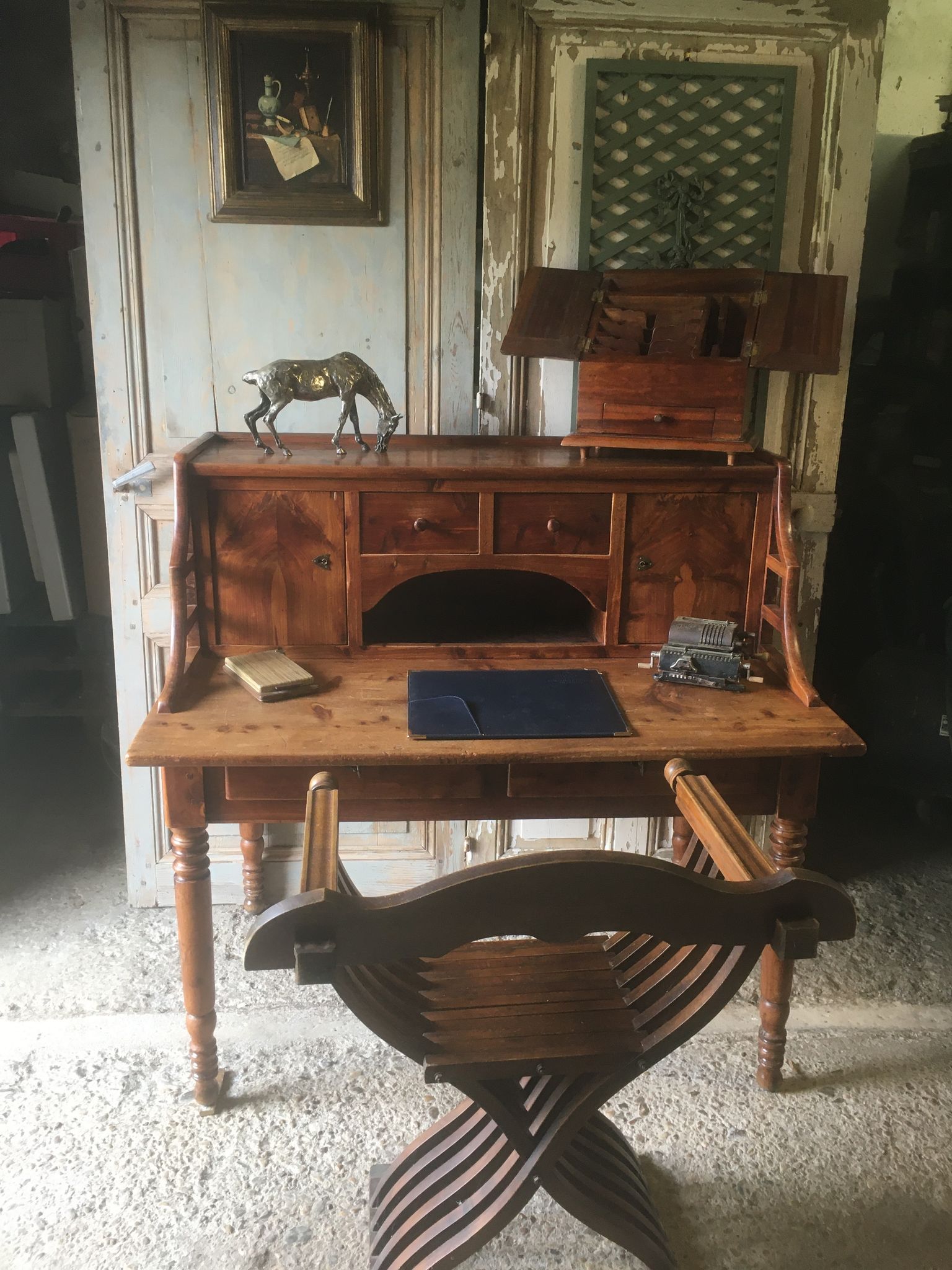 Bureau à gradins en pitchpin