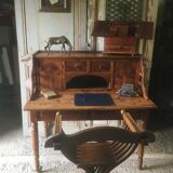 Pitch pine tiered desk