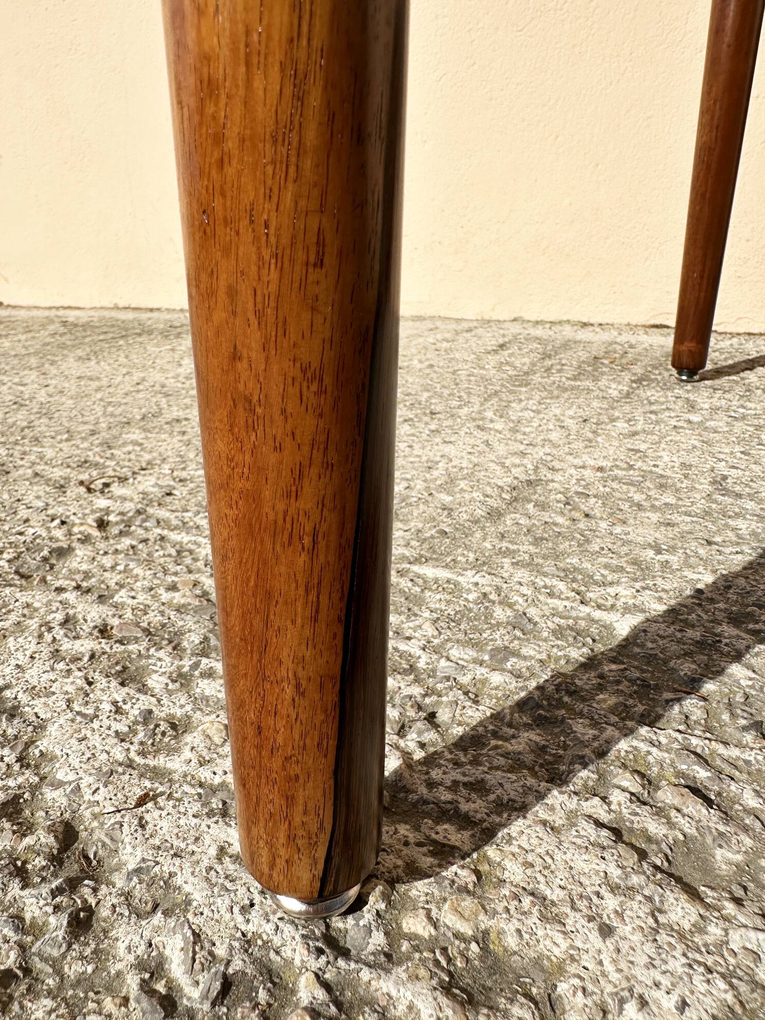 Danish extendable dining table in Rio rosewood 1960