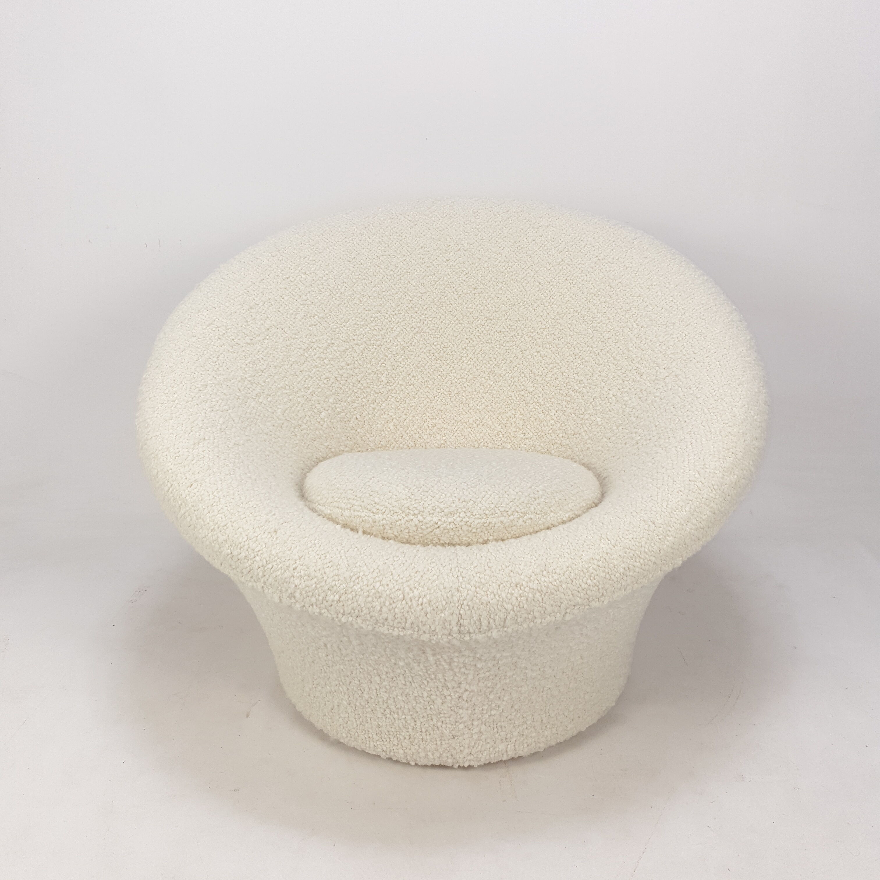 Mushroom Armchair and Ottoman by Pierre Paulin for Artifort, 1960s