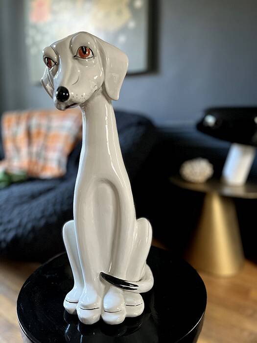 Enameled porcelain dog