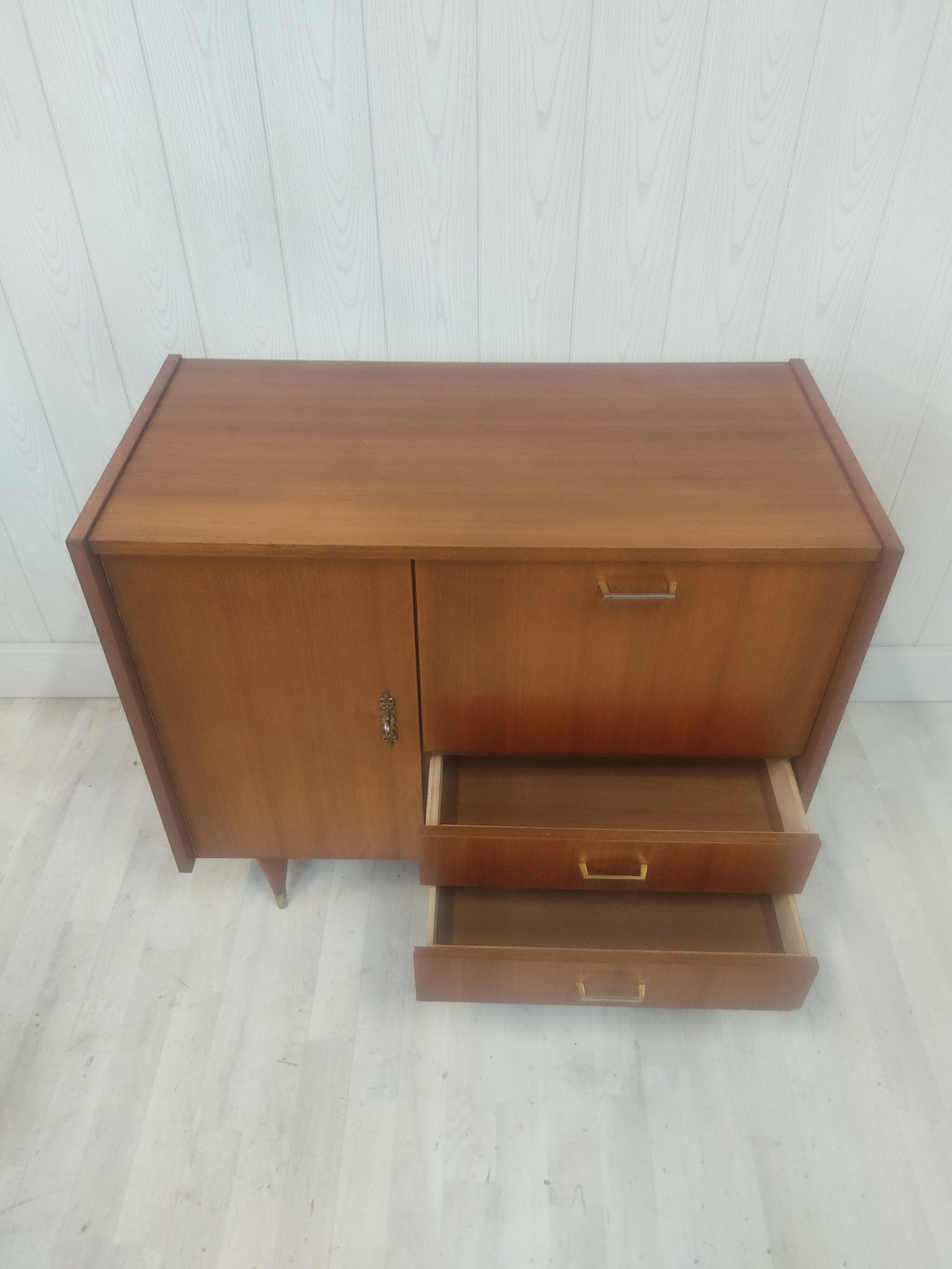 Vintage buffet 60s