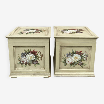 Floral storage chest