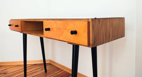 Bureau par M. Pozar pour Up Závody, Tchécoslovaquie, années 1960.