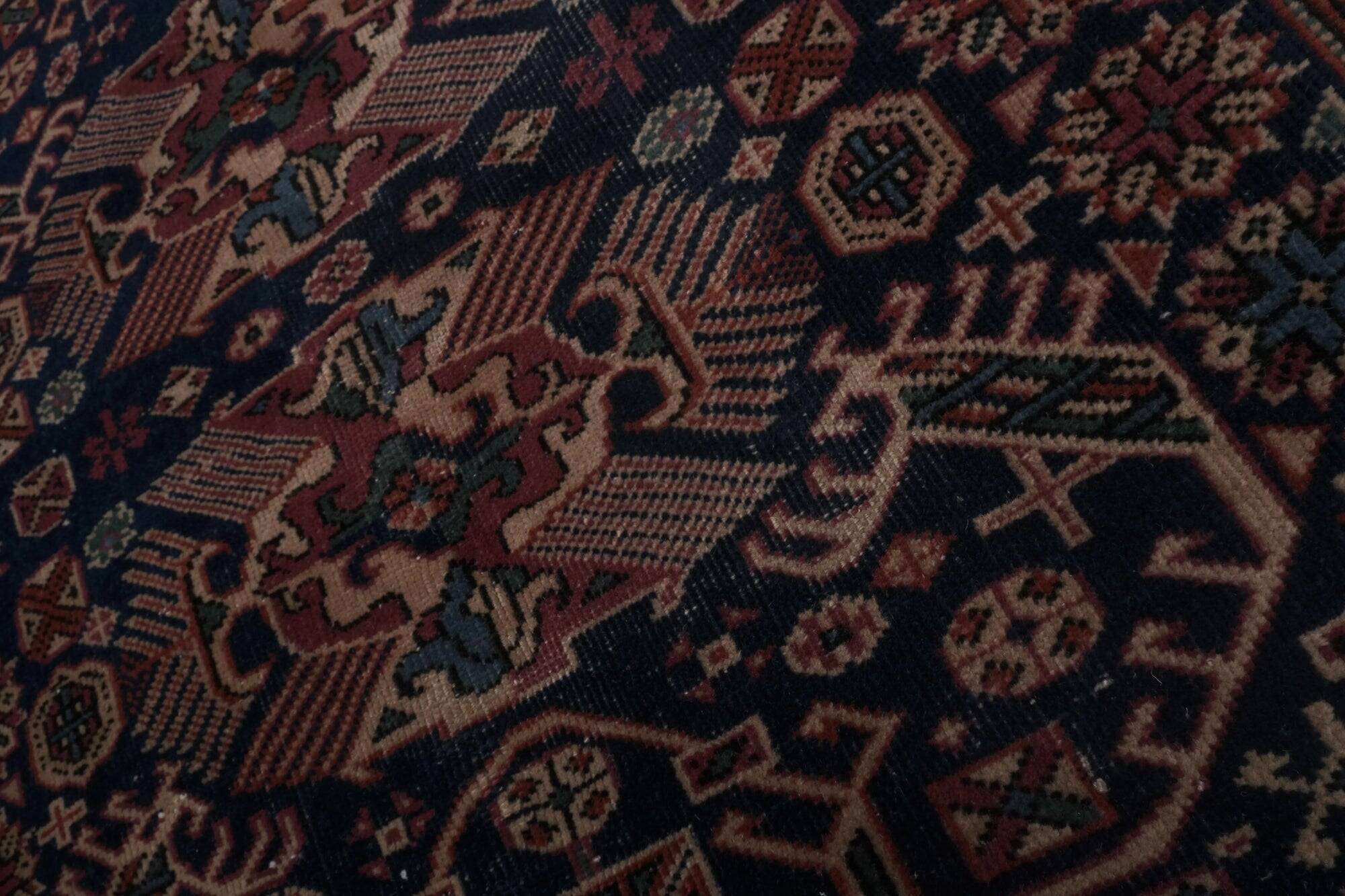 Vintage Turkish handmade rug 120x201 cm
