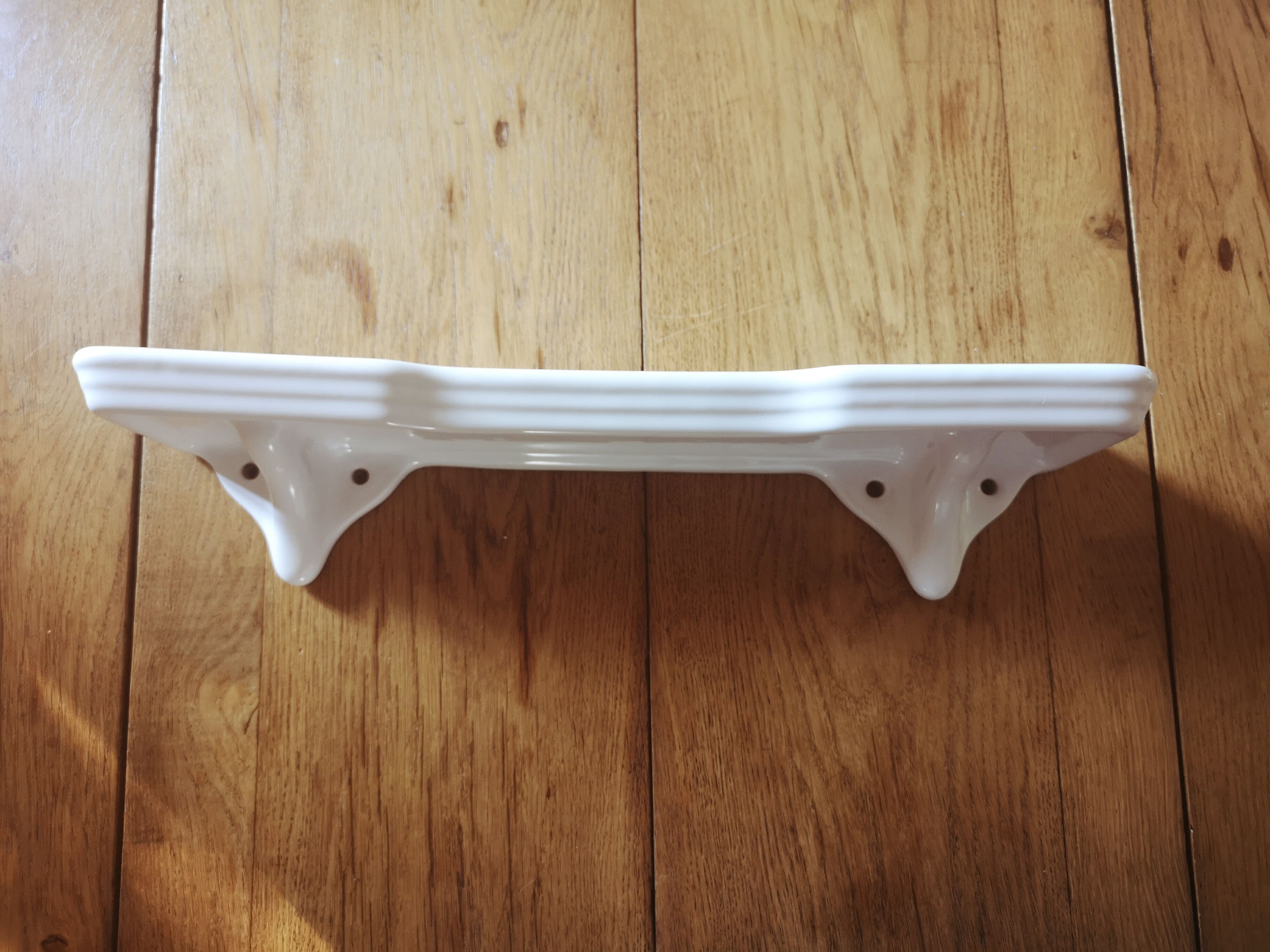 Tablet, white porcelain wall shelf