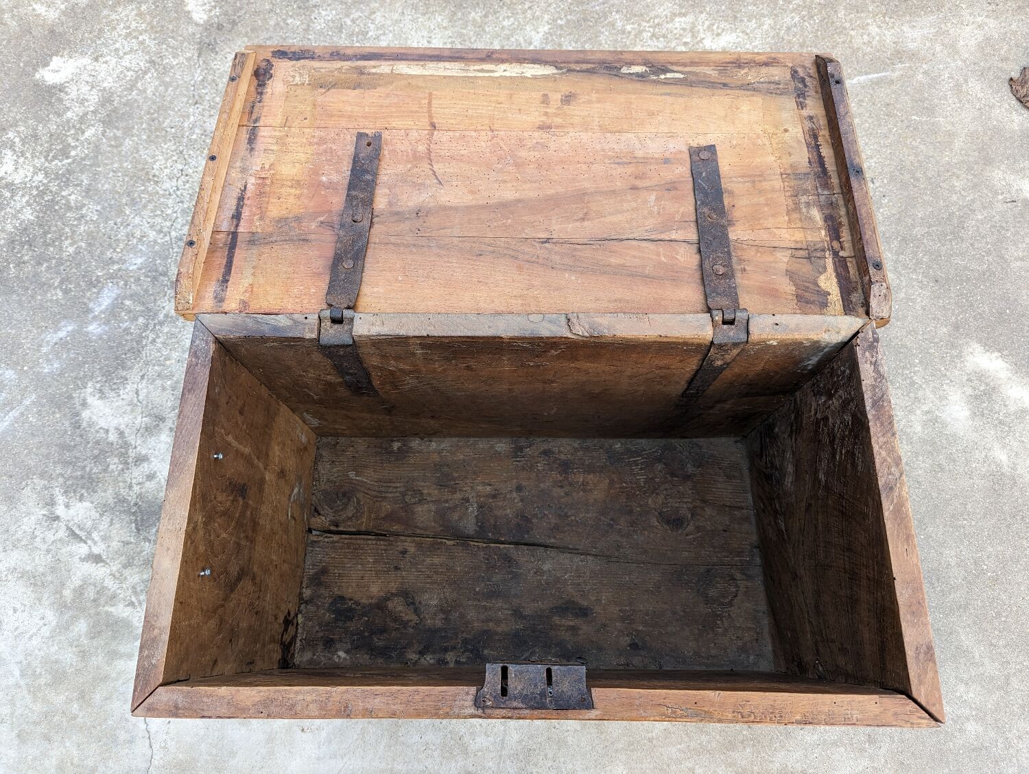Rustic solid oak storage chest