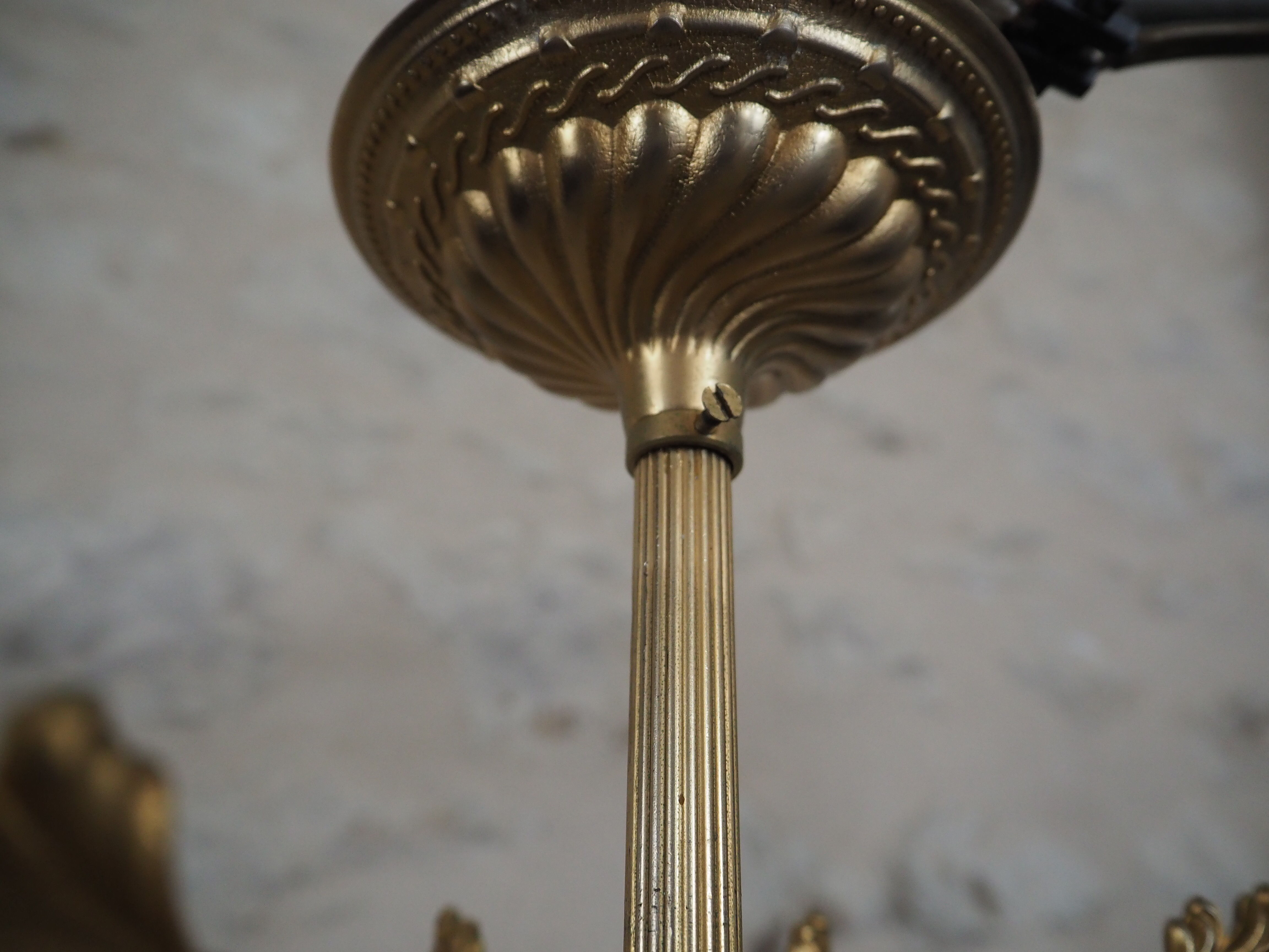 Chandelier 12 lamps with grapevines in crystal, bronze and regulated
