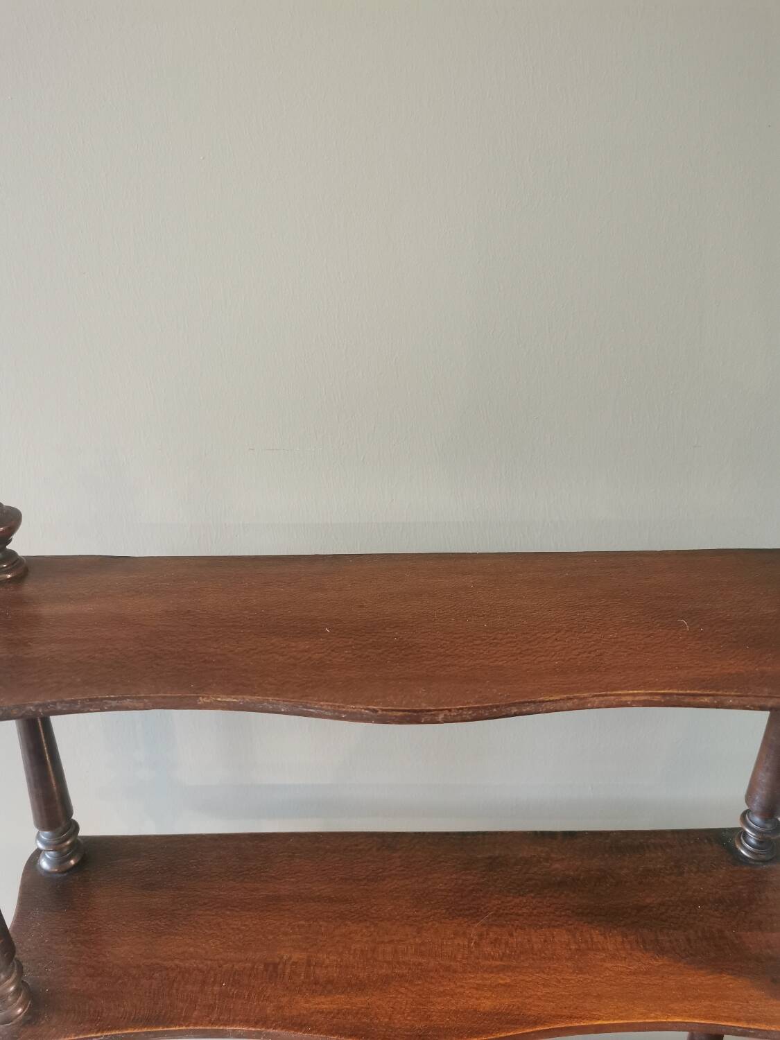 Napoleon III 3-tier shelf