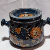 Ceramic pot