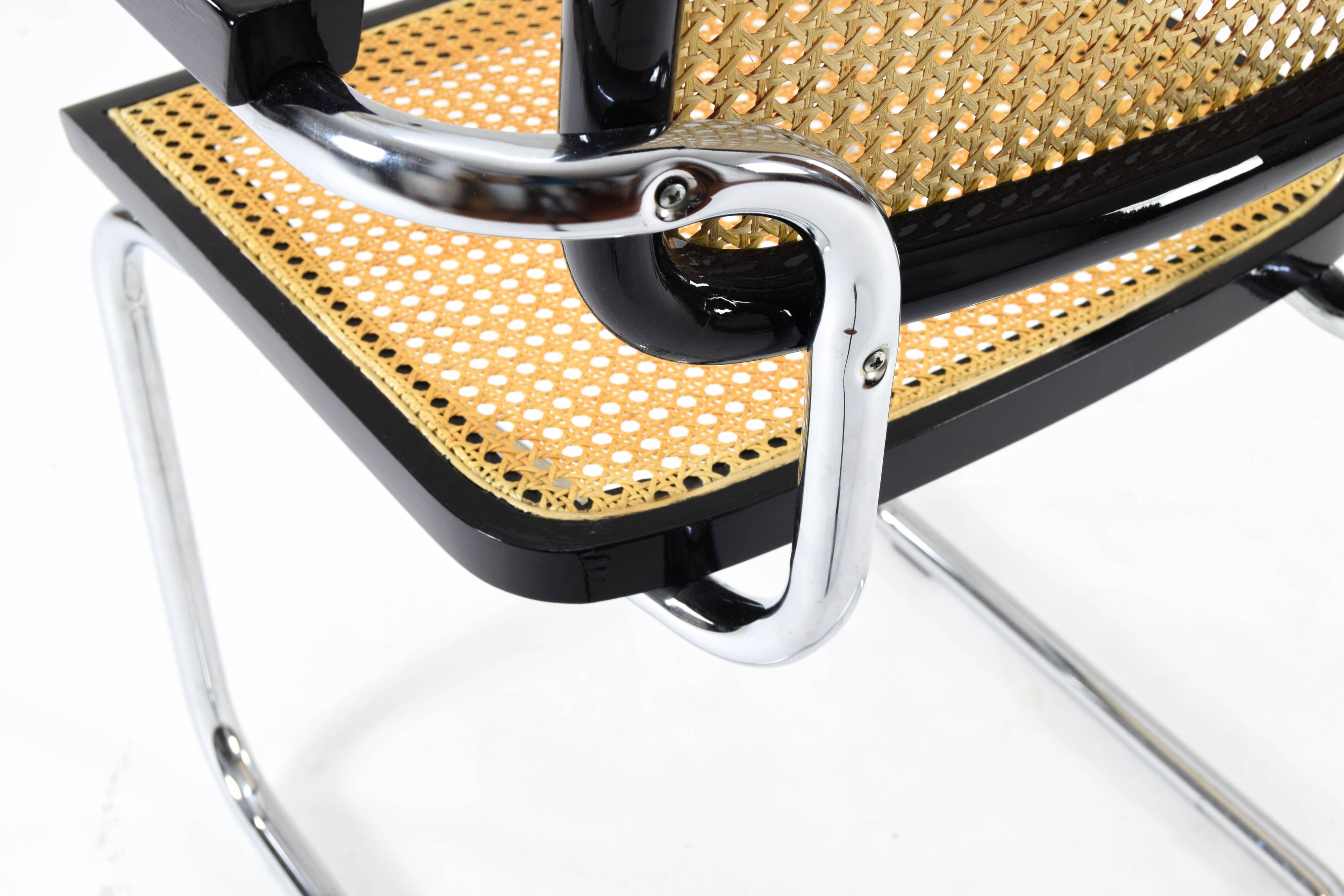 Set of Four Mid-Century Italian Modern Marcel Breuer B64 Cesca Chairs, 1970